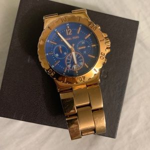 Micheal Kors Chronographic Rose Gold watch
